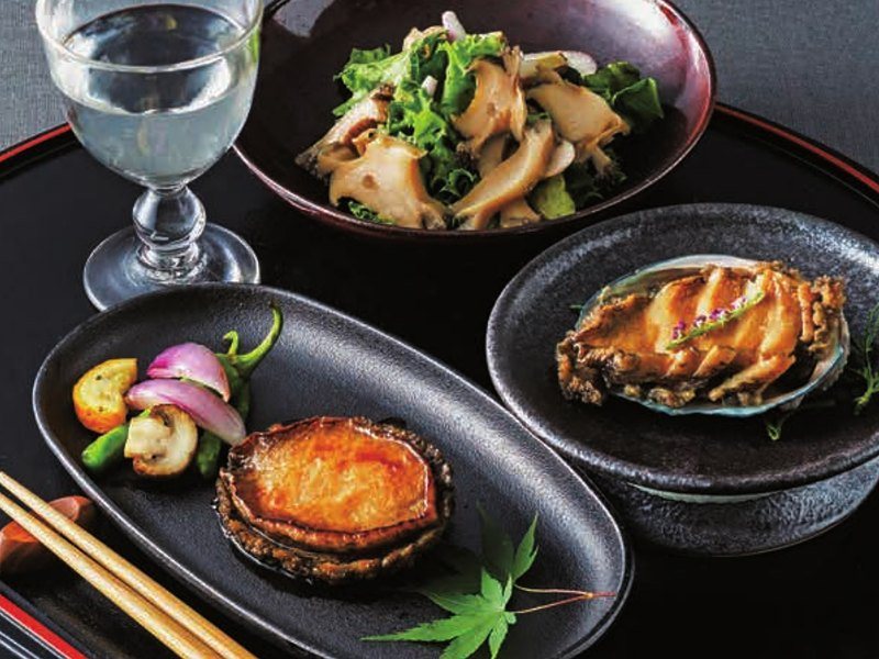 〈左京商事〉旨煮あわび（47CLUB ×リンベル 10,000円コース掲載）