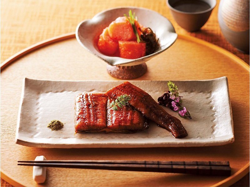 〈魚三楼〉うなぎ蒲焼と明太セット（ア・ラ・グルメ 26,000円コース掲載）