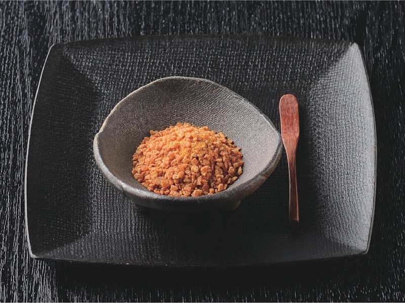 〈天たつ〉粉うに（best Gourmet 21,000円コース掲載）