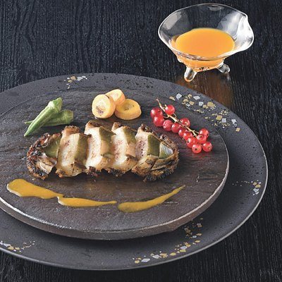 best Gourmet 31,000円コースの誌面より（10ページ）