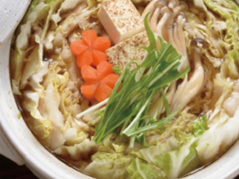〈11月の旬野菜〉野菜たっぷり鍋（知多農家さんの食卓 11,000円コース掲載）