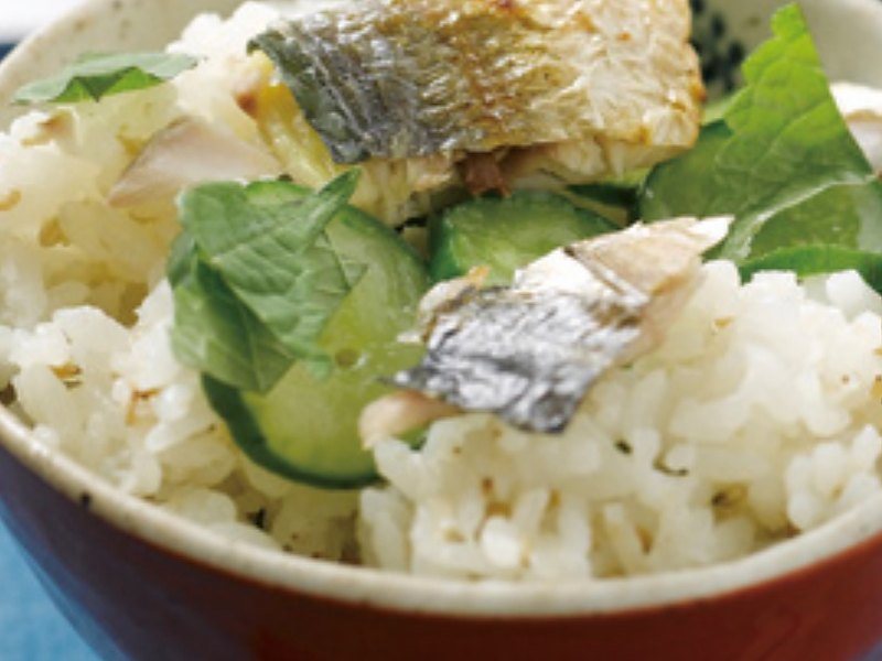 〈6月の旬野菜〉鯖ときゅうりの混ぜご飯（知多農家さんの食卓 31,000円コース掲載）