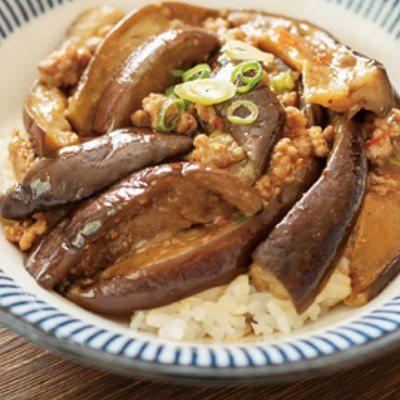 知多農家さんの食卓 41,000円コースの誌面より（18ページ）