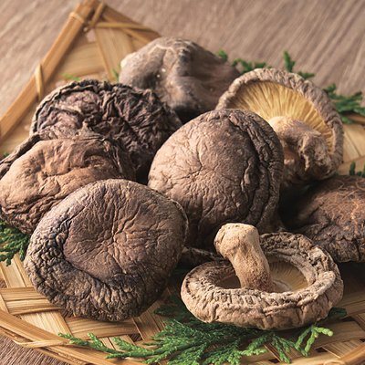 COURONNE（クロンヌ） 3,400円コースの誌面より（108ページ）