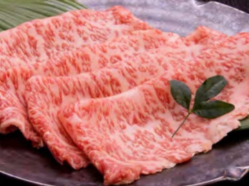 〈近江松喜屋牛〉切り落とし（モモ・バラ）計300g（えらべるブランド和牛 6,600円コース掲載）