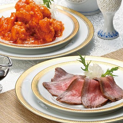 選べるグルメ50選 20,000円コースの誌面より（11ページ）