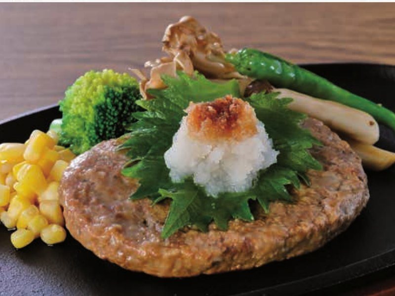 〈スギモト〉松阪牛入りハンバーグ（選べる国産和牛 5,000円コース掲載）