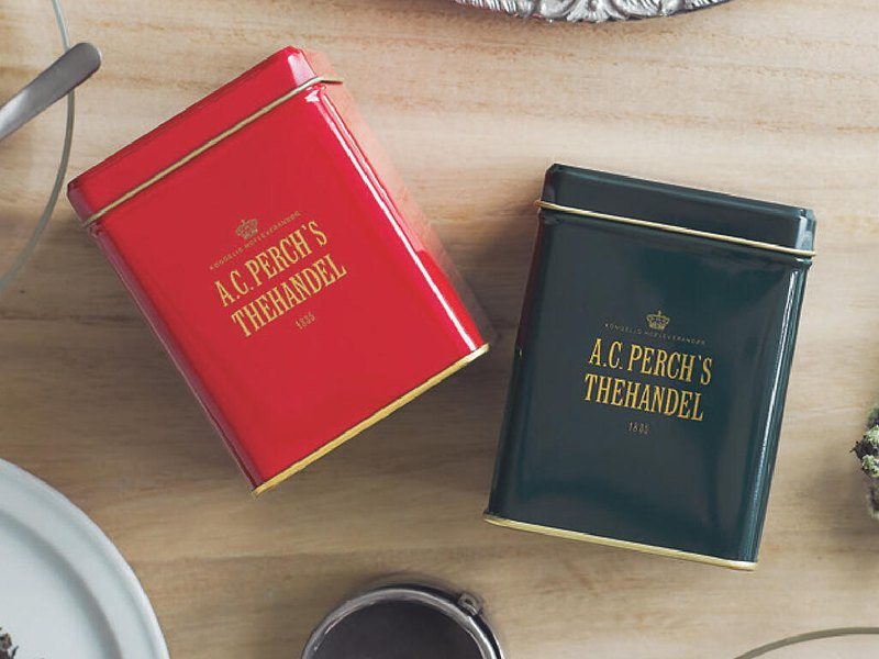 〈A.C.パークス〉紅茶(カップ・ソーサー付)(ILLUMS 5,900円コース掲載)