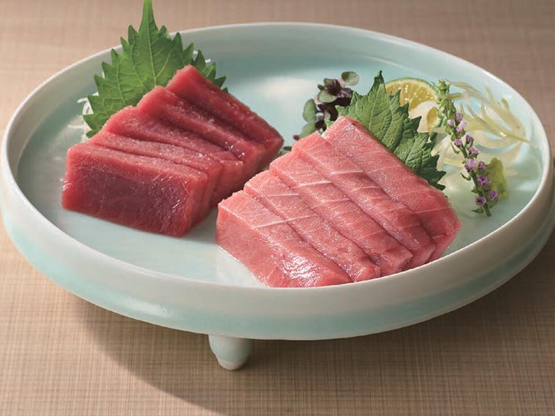 〈築地ホクエイ〉天然本まぐろ（日本のおいしい食べ物 31,200円コース掲載）