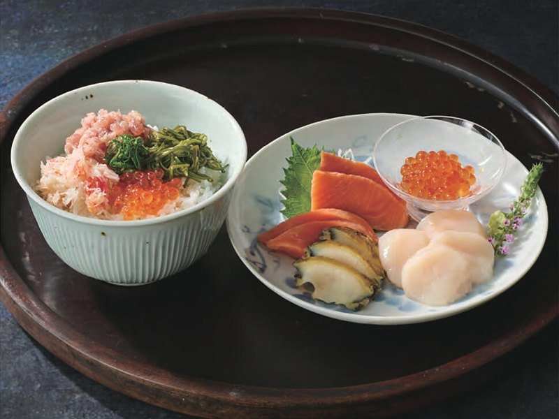 〈歌津小太郎〉海鮮詰合せ（日本のおいしい食べ物 6,000円コース掲載）