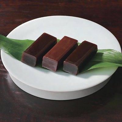 日本のおいしい食べ物 5,000円コースの誌面より（25ページ）