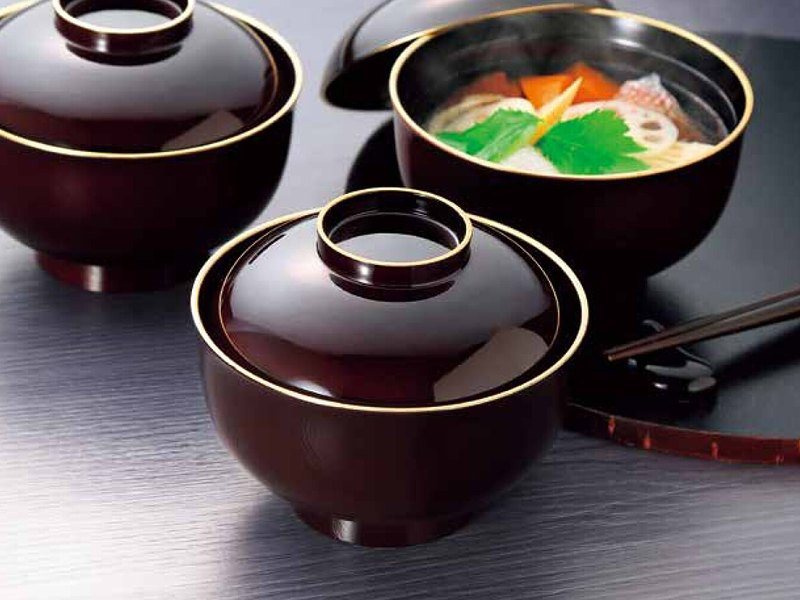 〈石川県・山中塗〉溜渕金雑煮椀揃（日本の贈り物 15,900円コース掲載）