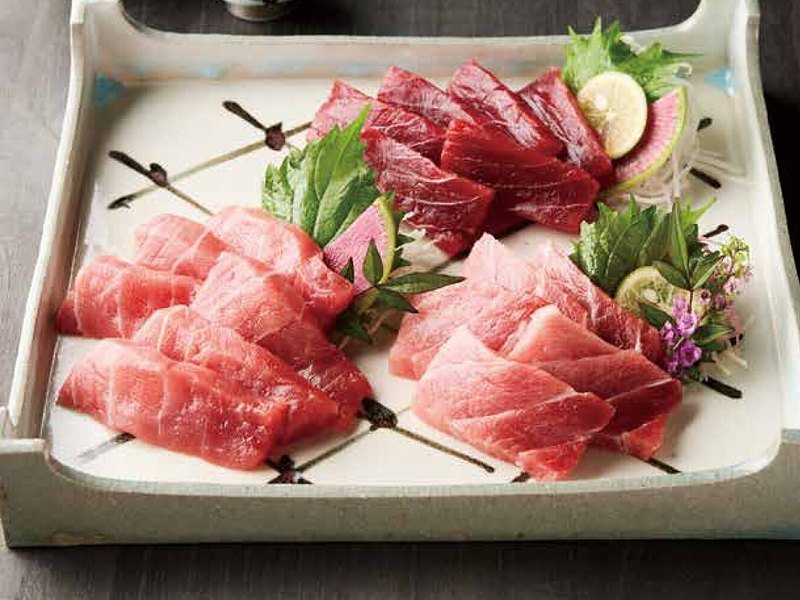 〈三崎恵水産〉天然本まぐろ詰合せ（日本の贈り物 20,900円コース掲載）
