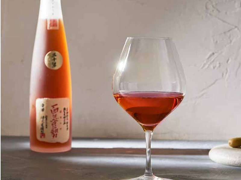 〈福光屋〉長期熟成純米酒 百々登勢三十年（日本の贈り物 50,900円コース掲載）