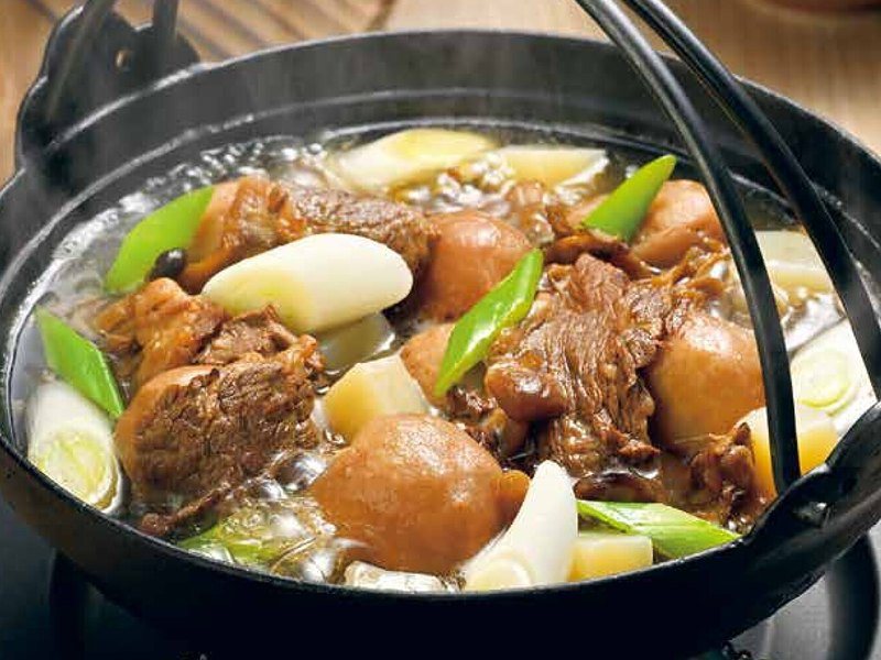 〈米沢牛黄木〉米沢牛芋煮（日本の贈り物 7,900円コース掲載）