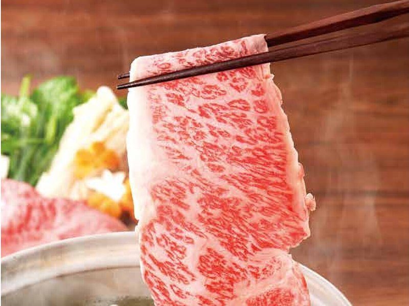 〈村上牛〉すき焼用・しゃぶしゃぶ用ほか（おいしいお肉の贈り物 10,000円コース掲載）