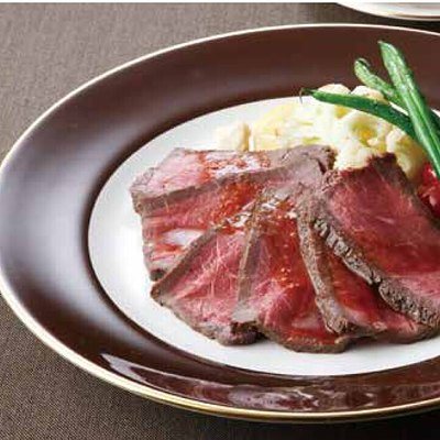 おいしいお肉の贈り物 10,000円コースの誌面より（56ページ）