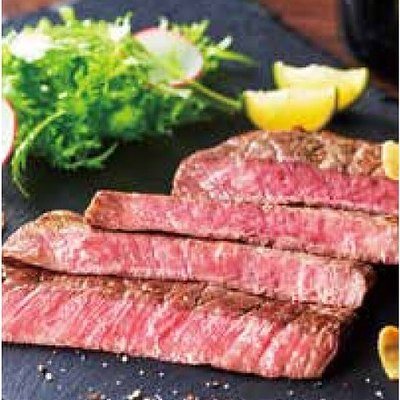おいしいお肉の贈り物 30,000円コースの誌面より（46ページ）