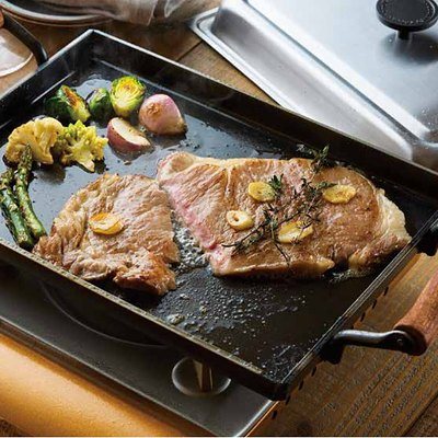 おいしいお肉の贈り物 30,000円コースの誌面より（57ページ）