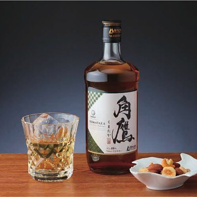 お酒の贈り物 4,000円コースの誌面より（30ページ）