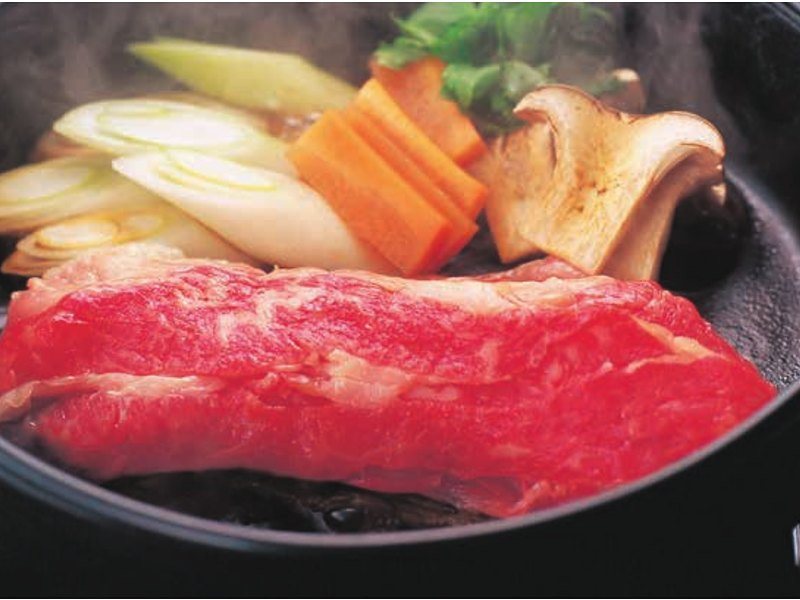 〈高橋畜産〉蔵王牛（Presentage 3,400円コース掲載）