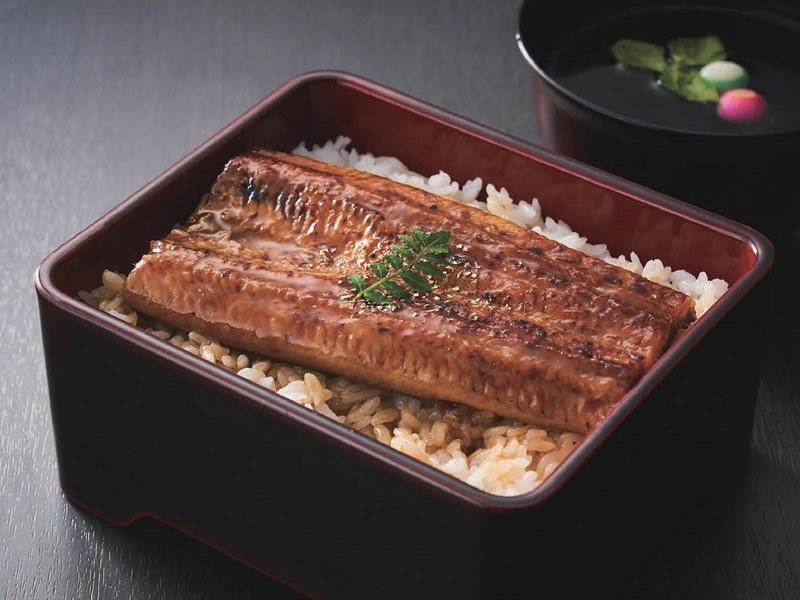 〈鹿児島県産〉鰻蒲焼（関西焼風）（SAYU 50,900円コース掲載）