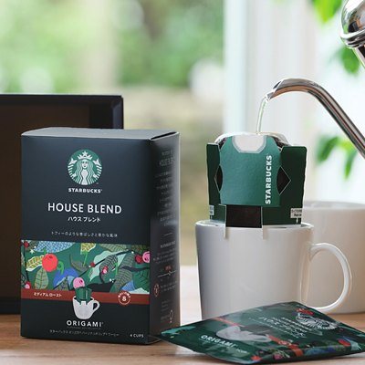 スターバックス ノート型カタログギフト 5,000円コースの誌面より（8ページ）