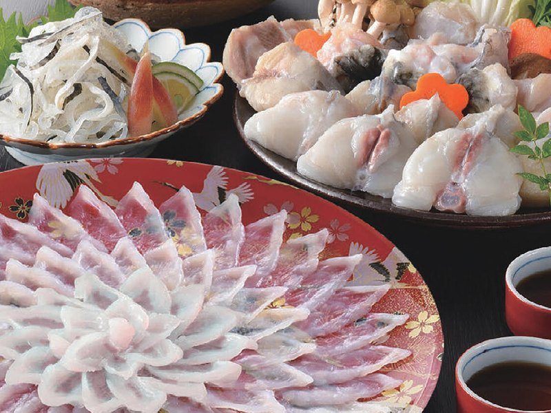 〈関とら本店〉とらふぐ料理セット（uluao 30,900円コース掲載）
