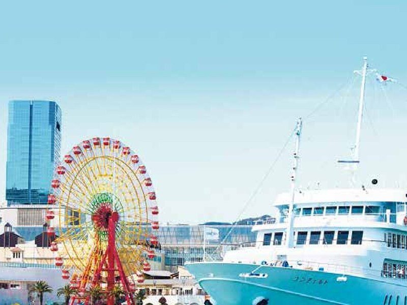 〈コンチェルト〉神戸港クルージング 1名様ご利用券（ウェディング ティアラ 3,400円コース掲載）